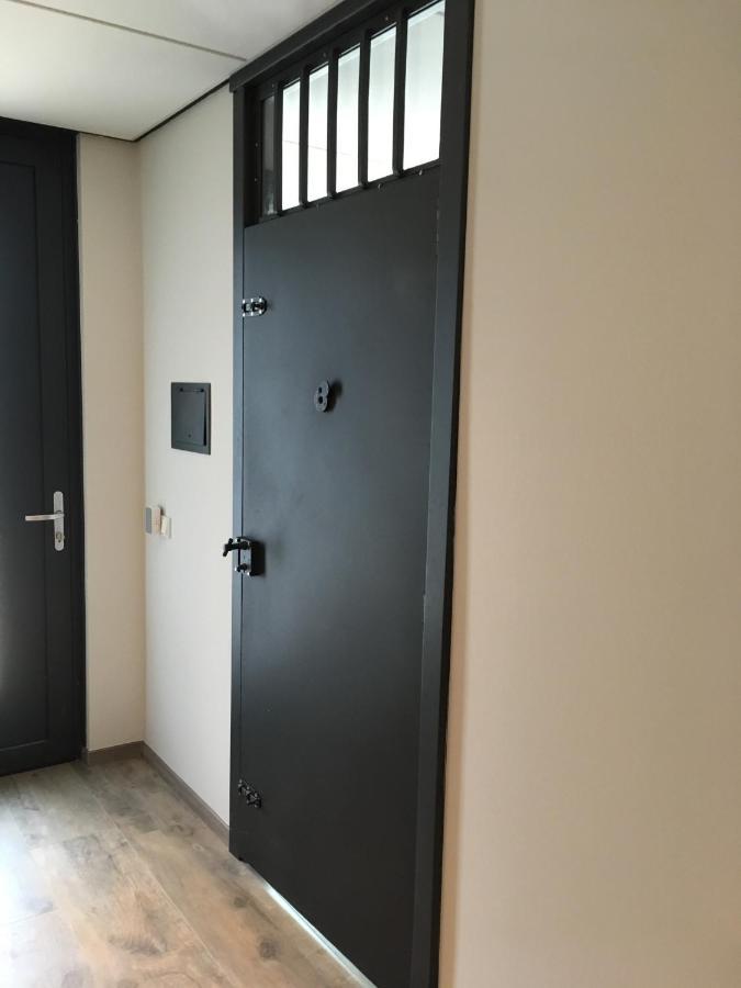 Bed and Breakfast Voormalig Politiebureau Overloon Екстер'єр фото